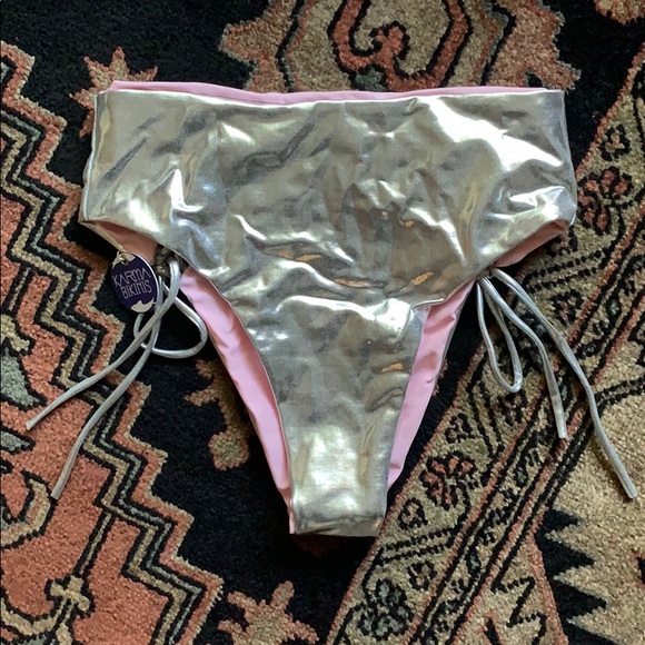 Metallic two piece bikini - Picture 5 of 6